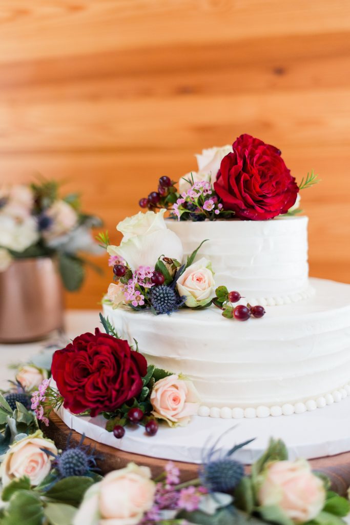 Ukrops Bakery wedding cake at Hanover tavern by Richmond wedding photographer Kailey Brianne Photography 