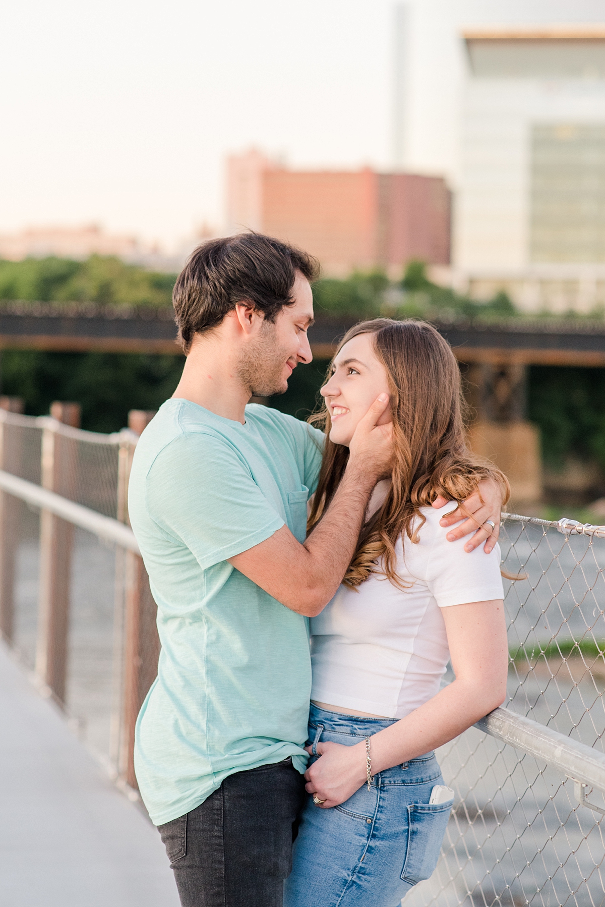 Potterfield Memorial Bridge Engagement Session in Richmond, Virginia. Photography by Richmond Wedding Photography Kailey Brianne Photography. 