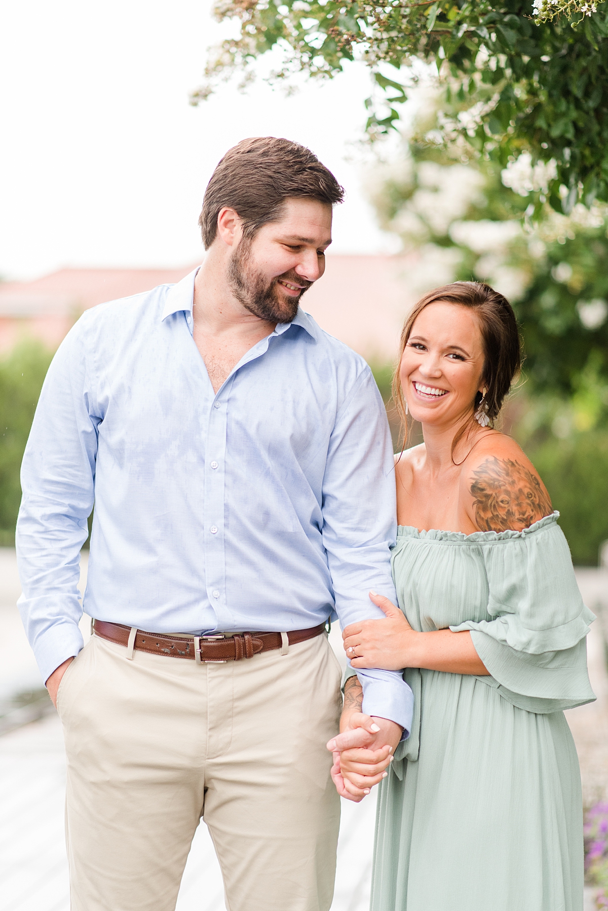 Virginia Museum of Fine Arts Garden Rainy Summer Engagement Session. Engagement Photography by Richmond Wedding Photographer Kailey Brianne Photography. 