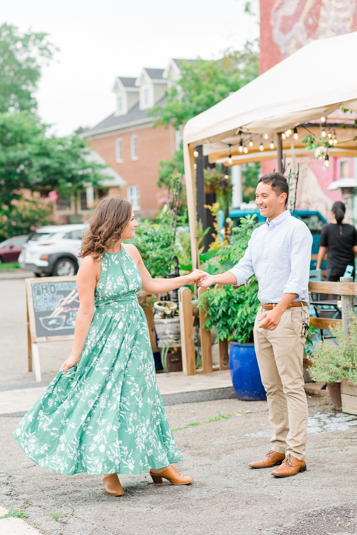 A Richmond Carytown Engagement Session by Virginia Wedding Photographer Kailey Brianne Photography. 