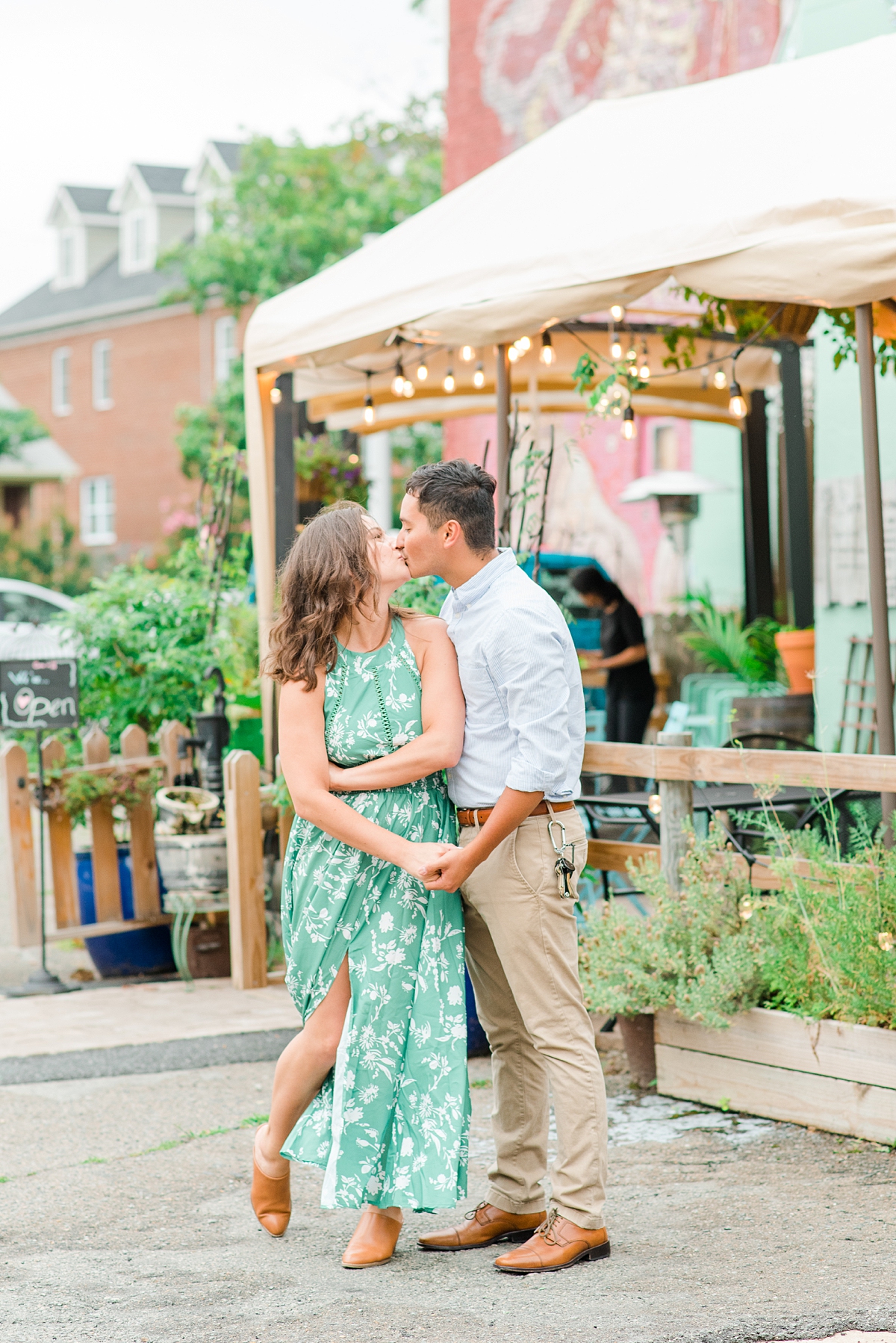 A Richmond Carytown Engagement Session by Virginia Wedding Photographer Kailey Brianne Photography. 