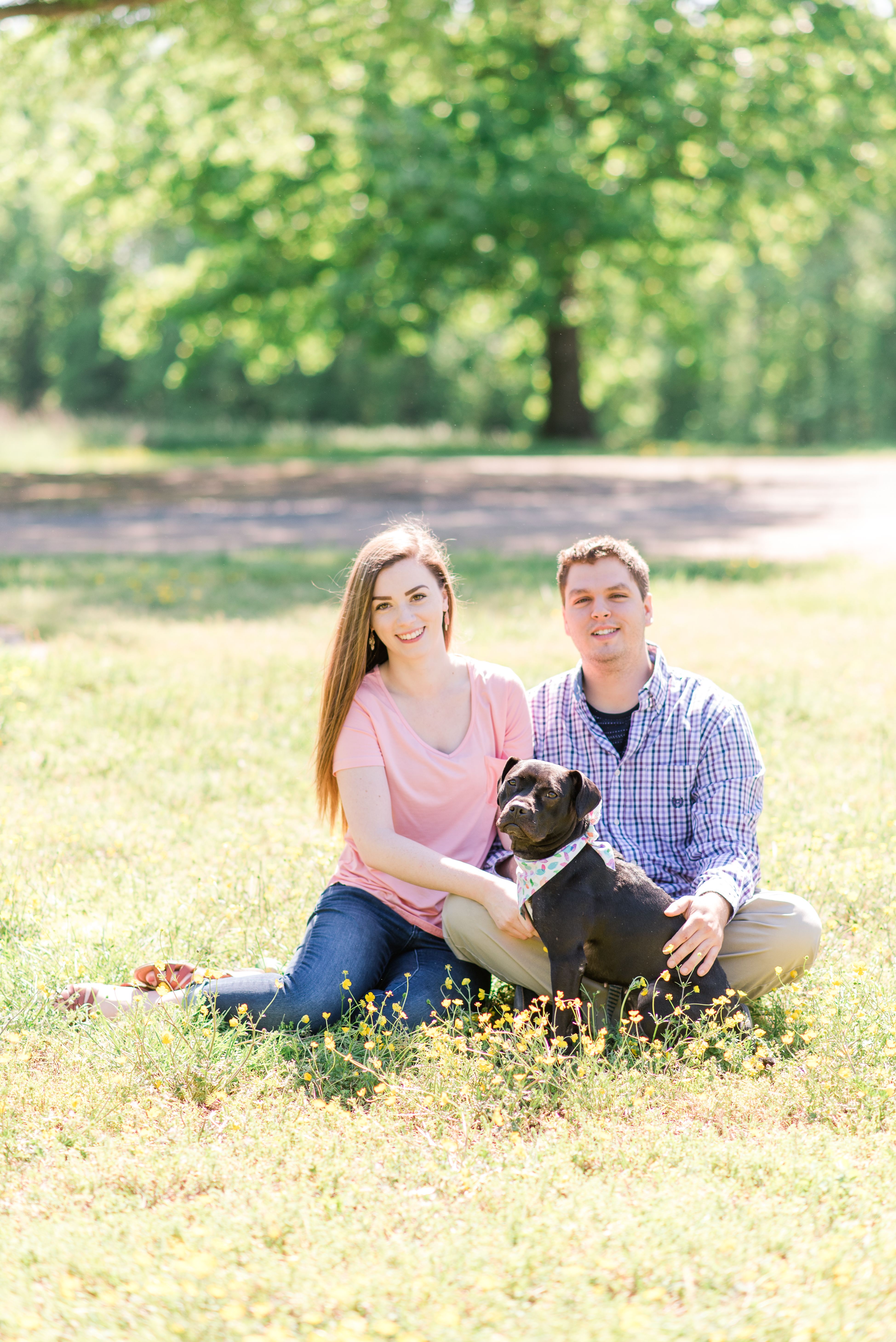 Richmond Spring Mini Sessions with Buttercups at Gaines Mill Battlefield. Photography by Richmond Family Photographer Kailey Brianne Photography. 
