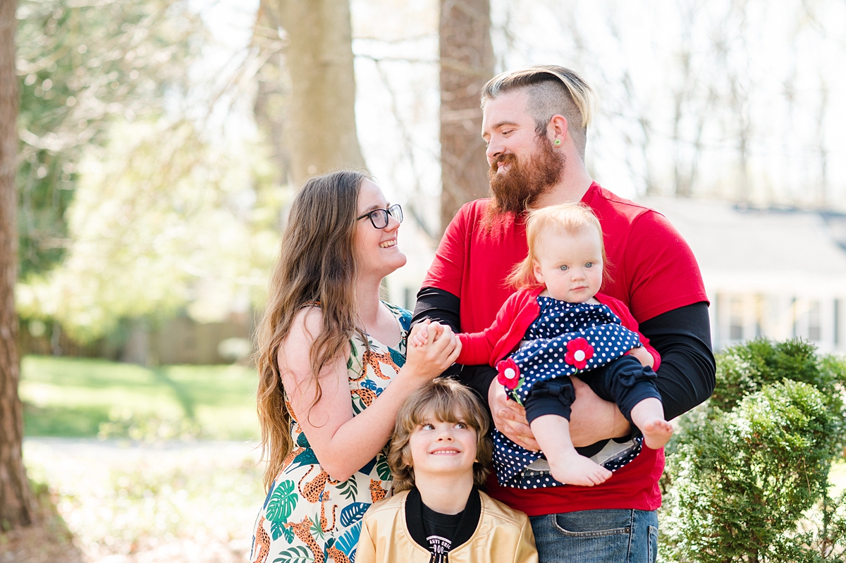 A Backyard Family Easter Session. Photography by Richmond Child Photographer Kailey Brianne Photography. 
