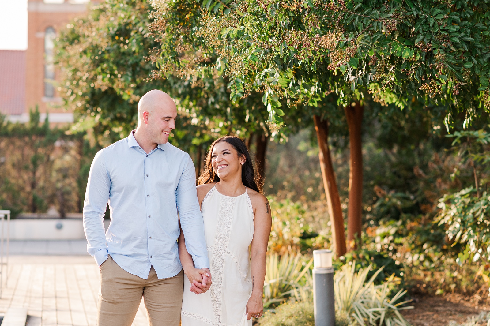 Fun candid poses at a VMFA Engagement Session in Downtown Richmond. Photography by Richmond Wedding Photographer Kailey Brianne Photography. 