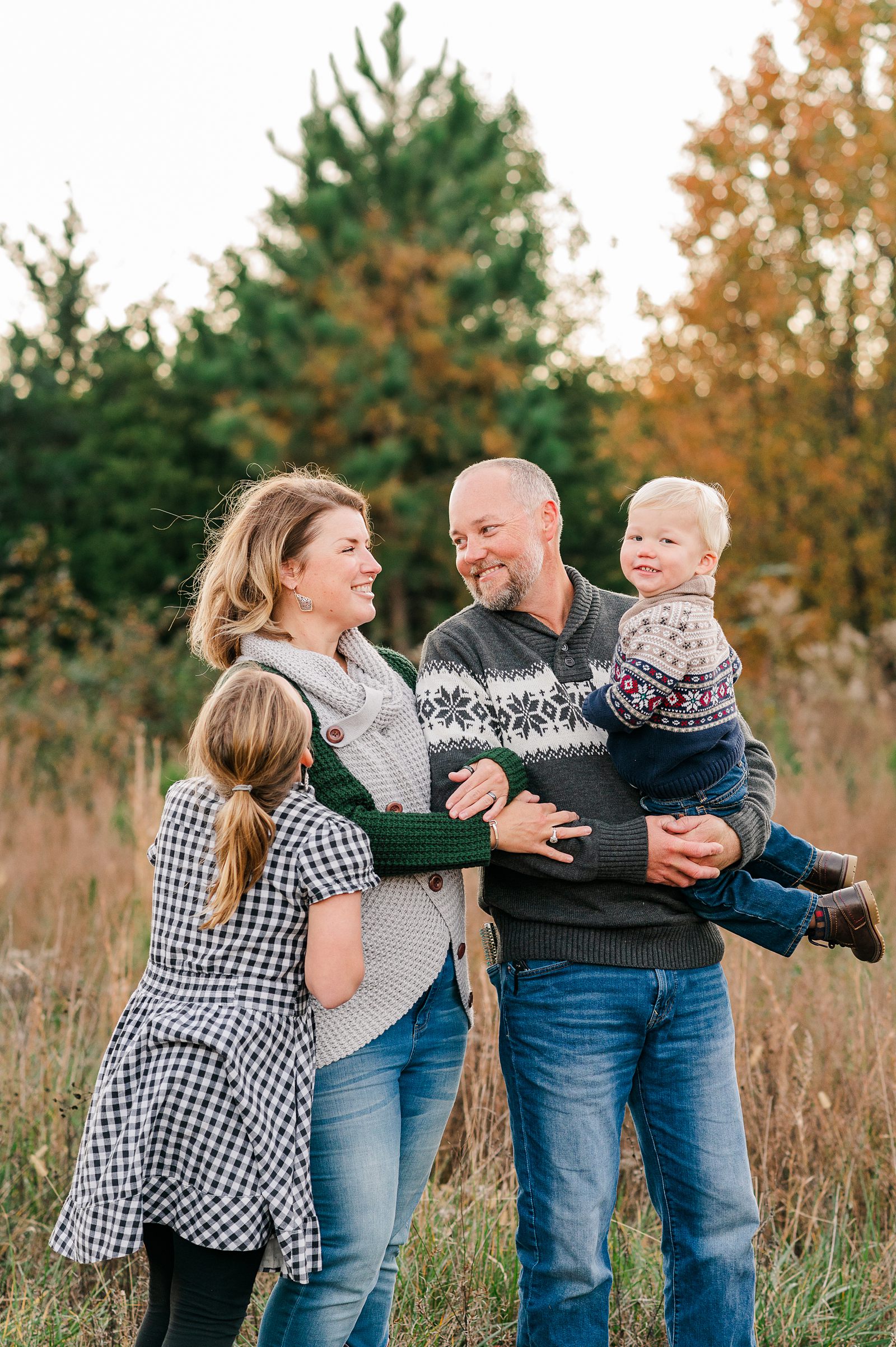 Richmond Holiday Mini Sessions with Virginia Family Photographer Kailey Brianne Photography