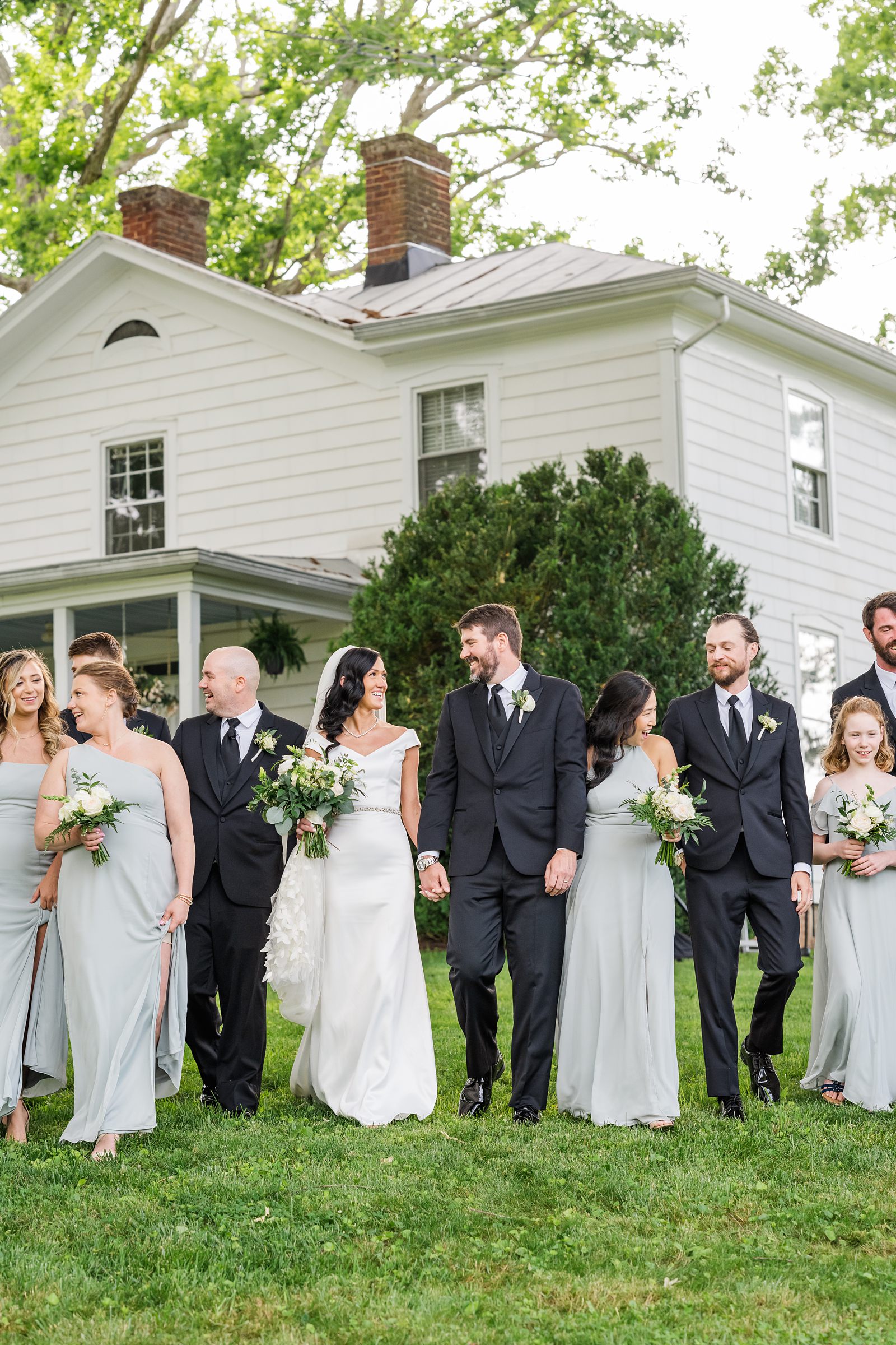 Wedding Party portraits at Spring Wedding by Virginia Wedding photographer Kailey Brianne Photography 