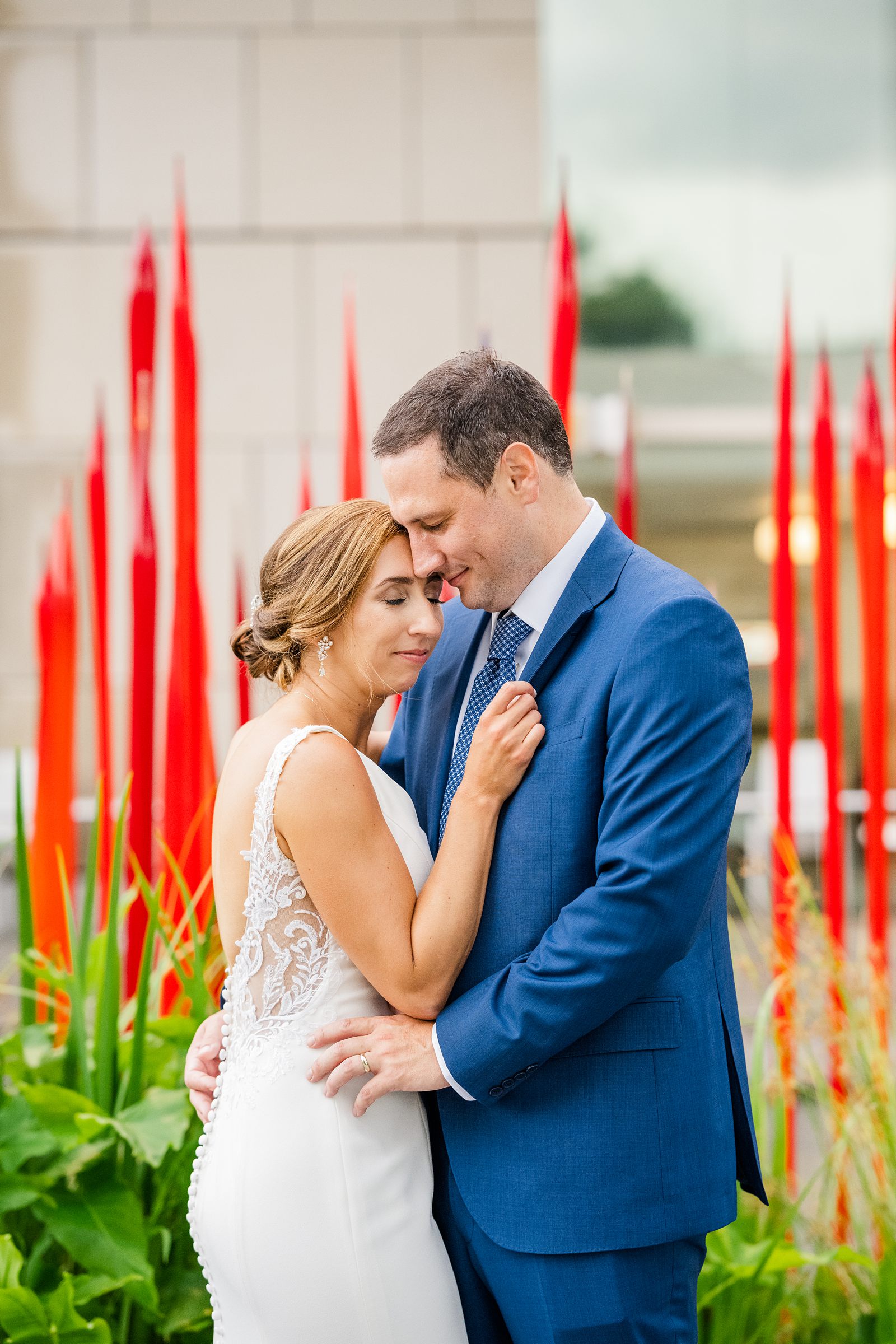 Bride and Groom Portraits at Summer VMFA Wedding by richmond wedding photographer Kailey Brianne Photography  