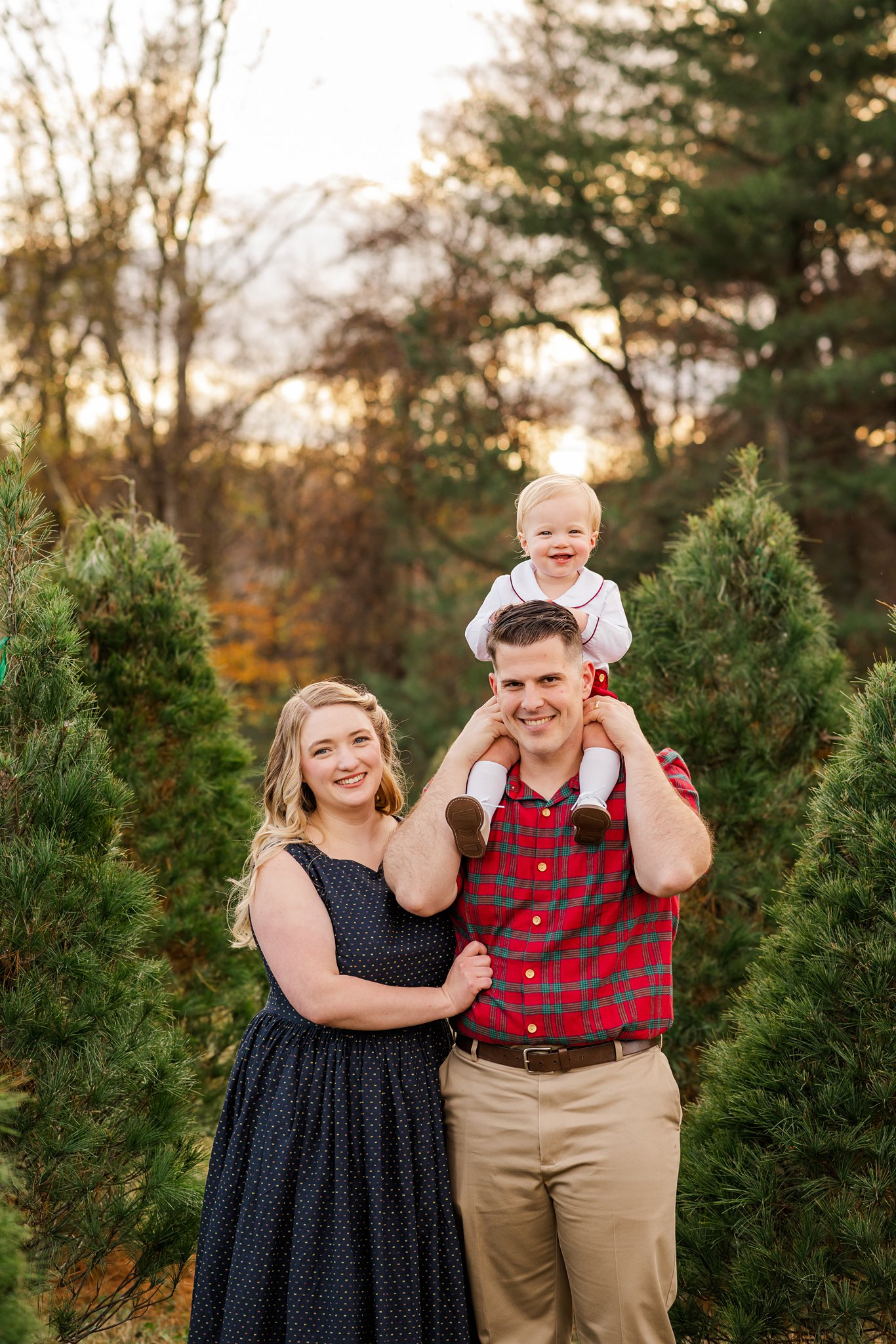 2024 Holiday mini Sessions with richmond family photographer kailey brianne photography