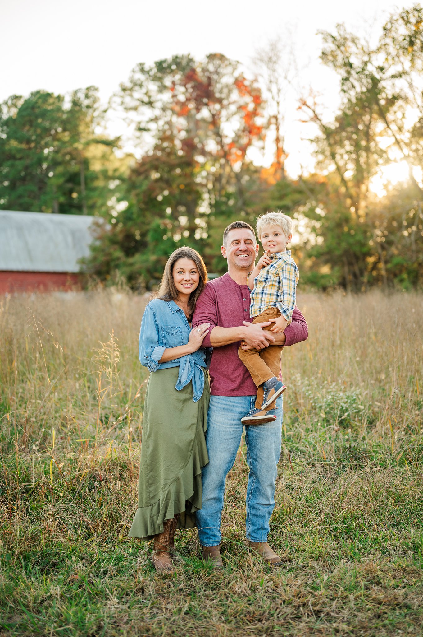 Kailey Brianne Photography 2025 Fall Mini Sessions at Windy Knoll Farms. Richmond Family Fall and Holiday Mini Session Photographer